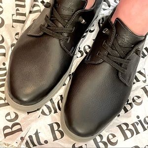 New Hush Puppies Black Leather Sneakers